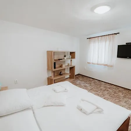 Apartman Ard - Léva