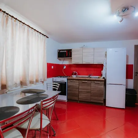 Appartement Ard - *